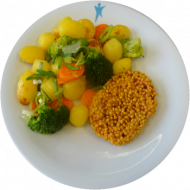 Vegan: Gemüsepfanne mit kleinen geschwenkten Sommerkartoffeln, Rote Bete-Puffer (81), Garnitur