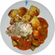 Hähnchenbrustfilet 'Tomate-Mozzarella' (19,54)oder gebratenes veganes Räuchertofusteak(23) mit mediterranem Ratatouillegemüse (49,81)dazu Rosmarinkartoffeln (19)