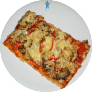 Pizza 'Quattro Stagioni' mit Salami,Schinken,Champignons,Paprika und gerieb. Gouda (1,19,81)