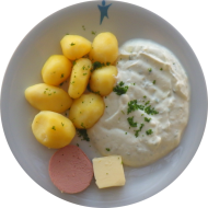 'Omas Kräuterquark' mit Kräuter, Zwiebeln und Kümmel (19) dazu Leberwurst (2,3,51,52) und Butter (19), Petersilienkartoffeln