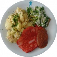 Gebratener Leberkäse (1,2,3,8,21,22,51) dazu warmer Speck-Kartoffelsalat (9,22,51) und kleine Salatgarnitur (9)