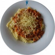 Spirelli nach 'Bolognese Art' (52,81) dazu geriebener Gouda (19)
