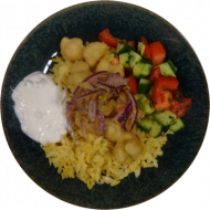 Griechische Tzatziki Bowl mit frischem Gemüse, Kritharaki und Blumenkohlnuggets (3,15,19,49,81), dazu ein kleines Dessert (19)