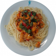 Spaghetti mit Kürbis-Soja-Bolognese, Kürbiskernen und frischem Basilikum (18,49,81)