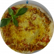 Cafeteria: Pizza 'Bolognese' mit Hackfleisch, Tomatenwürfeln und Käse überbacken (19,49,51,81) mit 1 Biergetränk nach Wahl (Marx Städter Himbeer Radler, Maisel & Friends: Pale Ale, IPA, Weizen IPA) 