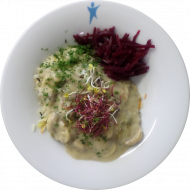 Vegan: Pilz-Stroganoff von Austernpilzen,Champignons,Rote Bete mit Gemüse Pilaw (3,9,18,21,49,81) 