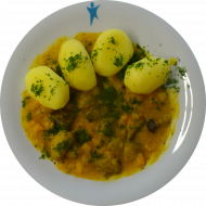 Kürbisgulasch mit Waldpilzen (49,81) und Petersilienkartoffeln 